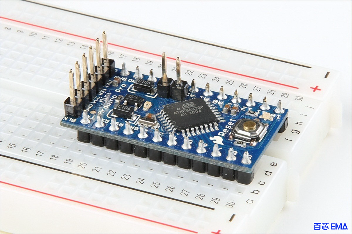 可靠： Arduino Pro Mini 和直头引脚之间的理想焊点